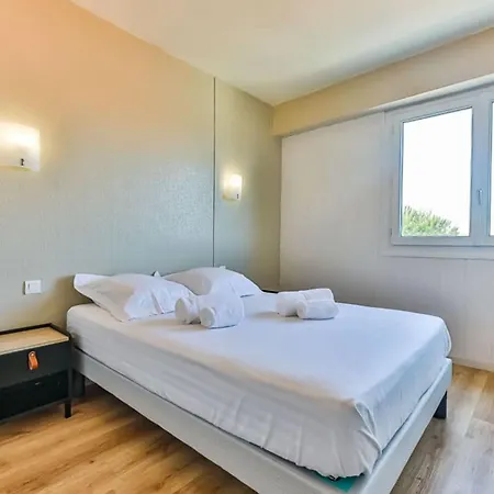 - Vue Sur L'ocean Avec Garage Apartment *